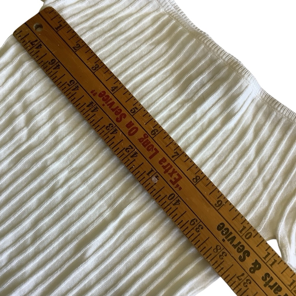 Small Off Shoulder White Ribbed Crop Top - Picture 4 of 7